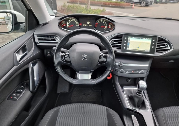 Peugeot 308 cena 43900 przebieg: 97967, rok produkcji 2016 z Radom małe 326